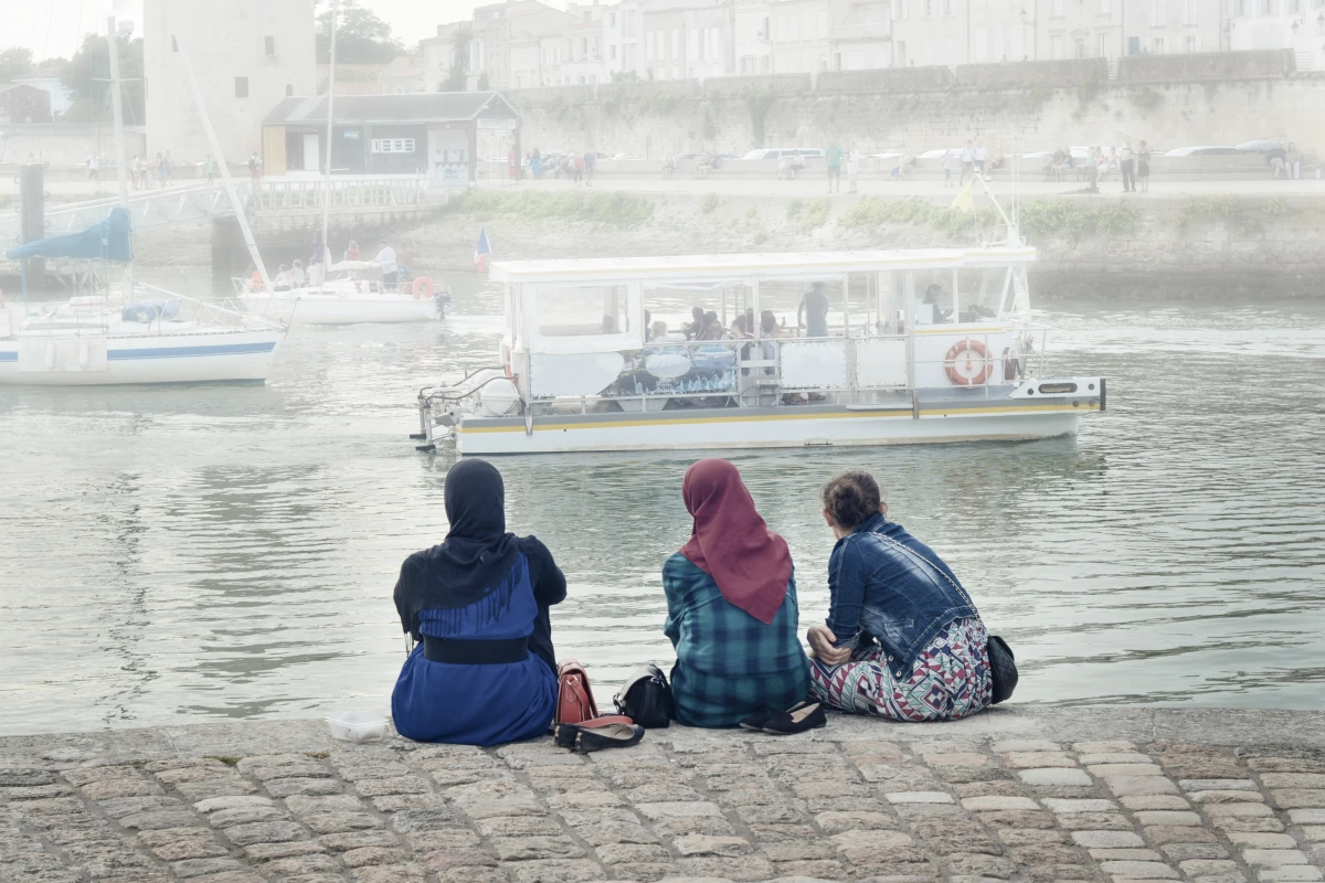 Enfants sans patrie : Le combat pour la nationalité et les droits des apatrides