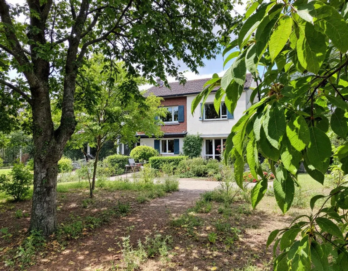 La garantie décennale dans le cadre de la vente immobilière : enjeux et implications